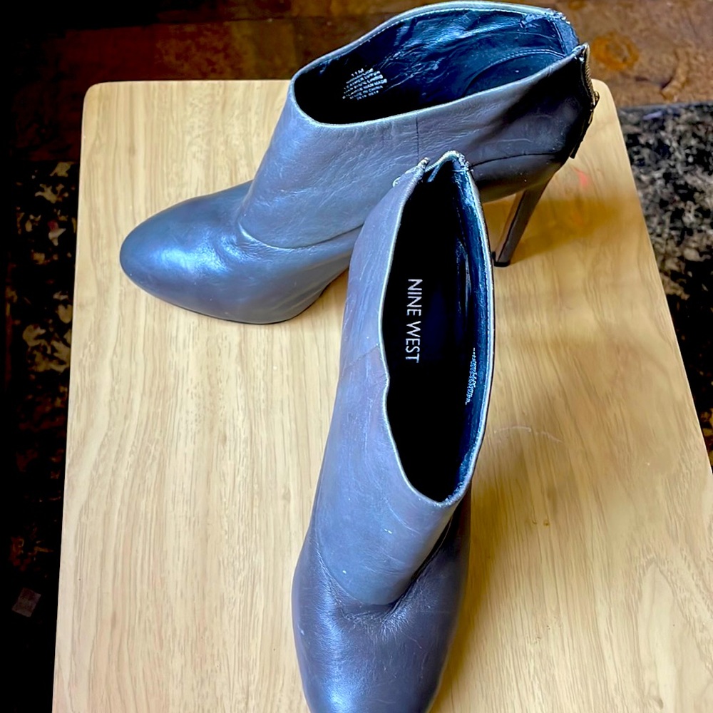 Nine West “RARE” Booties -